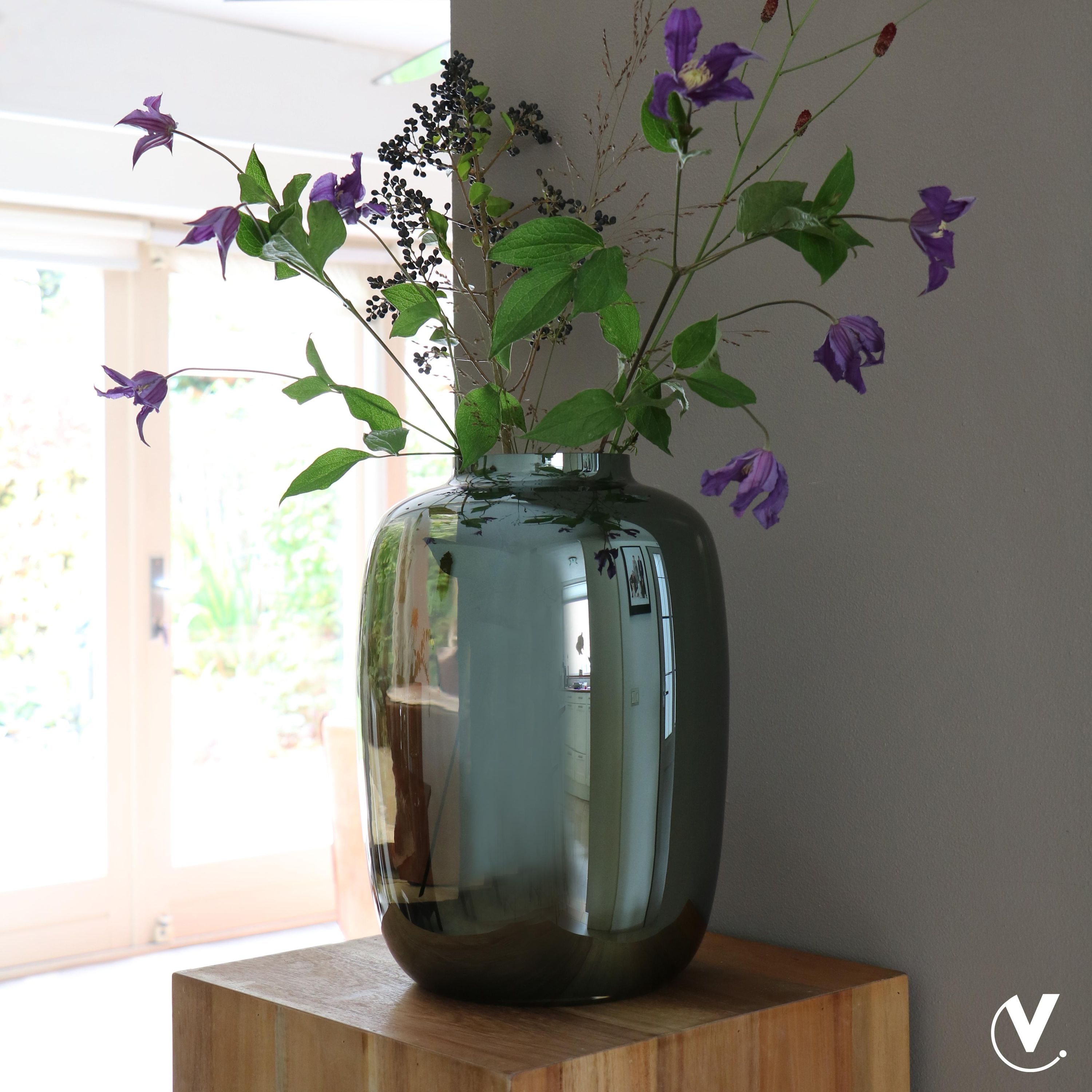 Artic Spiegelglas Vase Grau in Medium